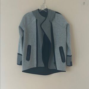 Vince Sport hooded jacket with zippered front